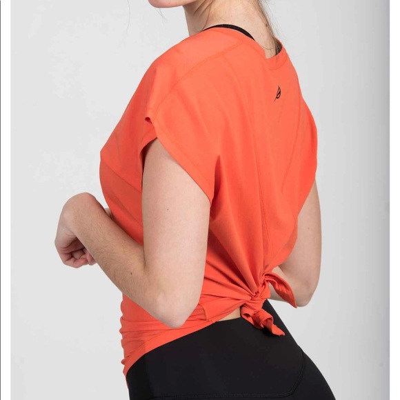 the Jamie tie-up tee - Picture 3 of 5